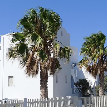 Nostos Studios Perivolos  Buitenkant foto