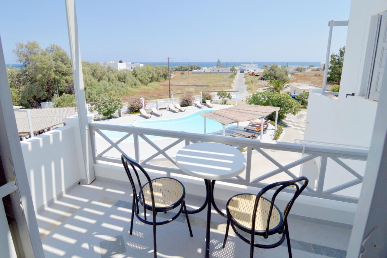 Nostos Studios Perivolos  Kamer foto