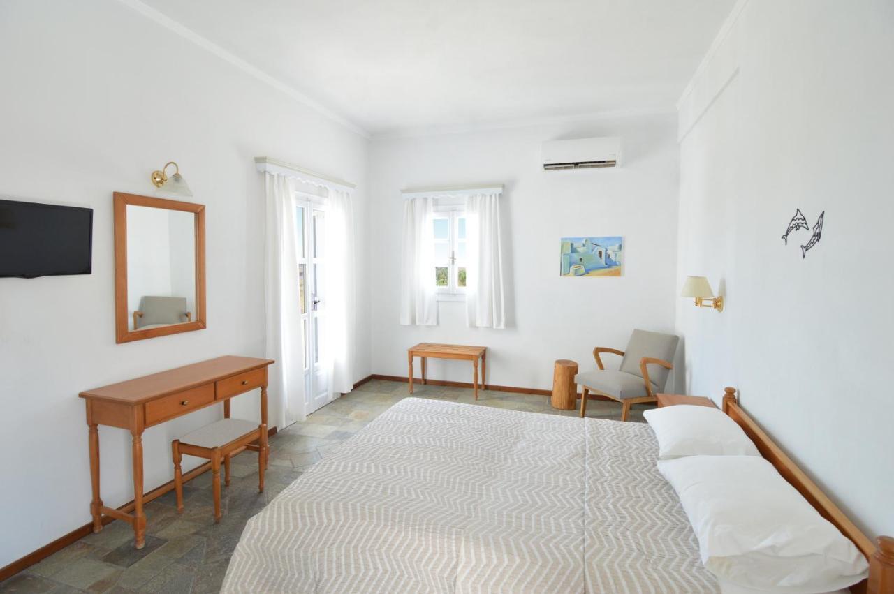 Nostos Studios Perivolos  Buitenkant foto