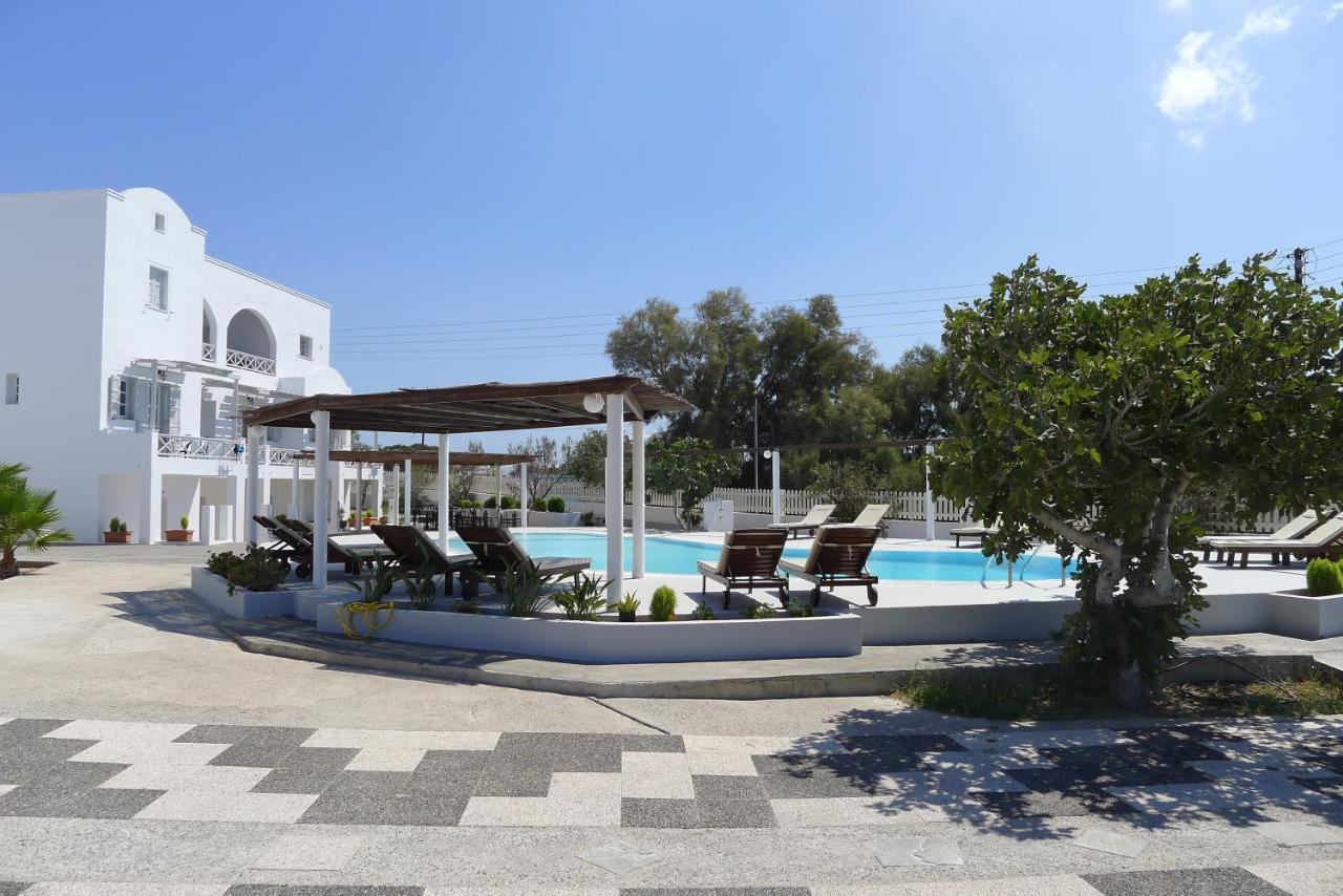 Nostos Studios Perivolos  Buitenkant foto